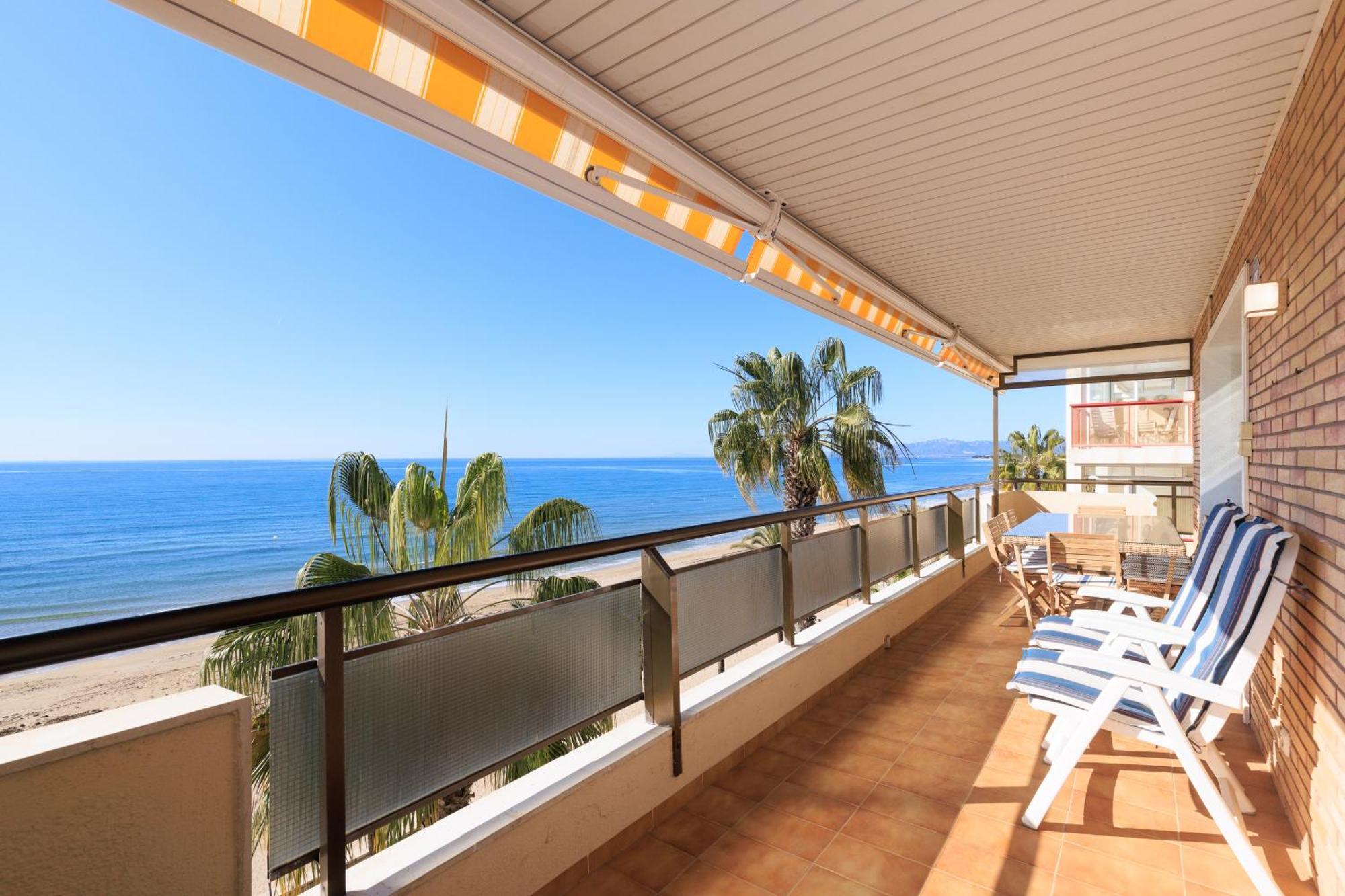 Apartamento Para 8 Sobre El Mar Lejlighed Salou Eksteriør billede