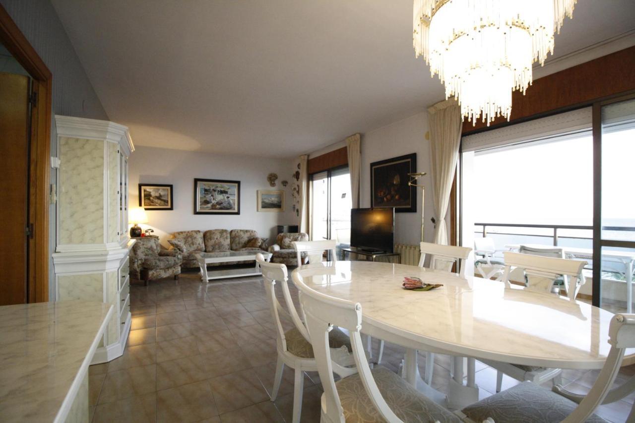 Apartamento Para 8 Sobre El Mar Lejlighed Salou Eksteriør billede